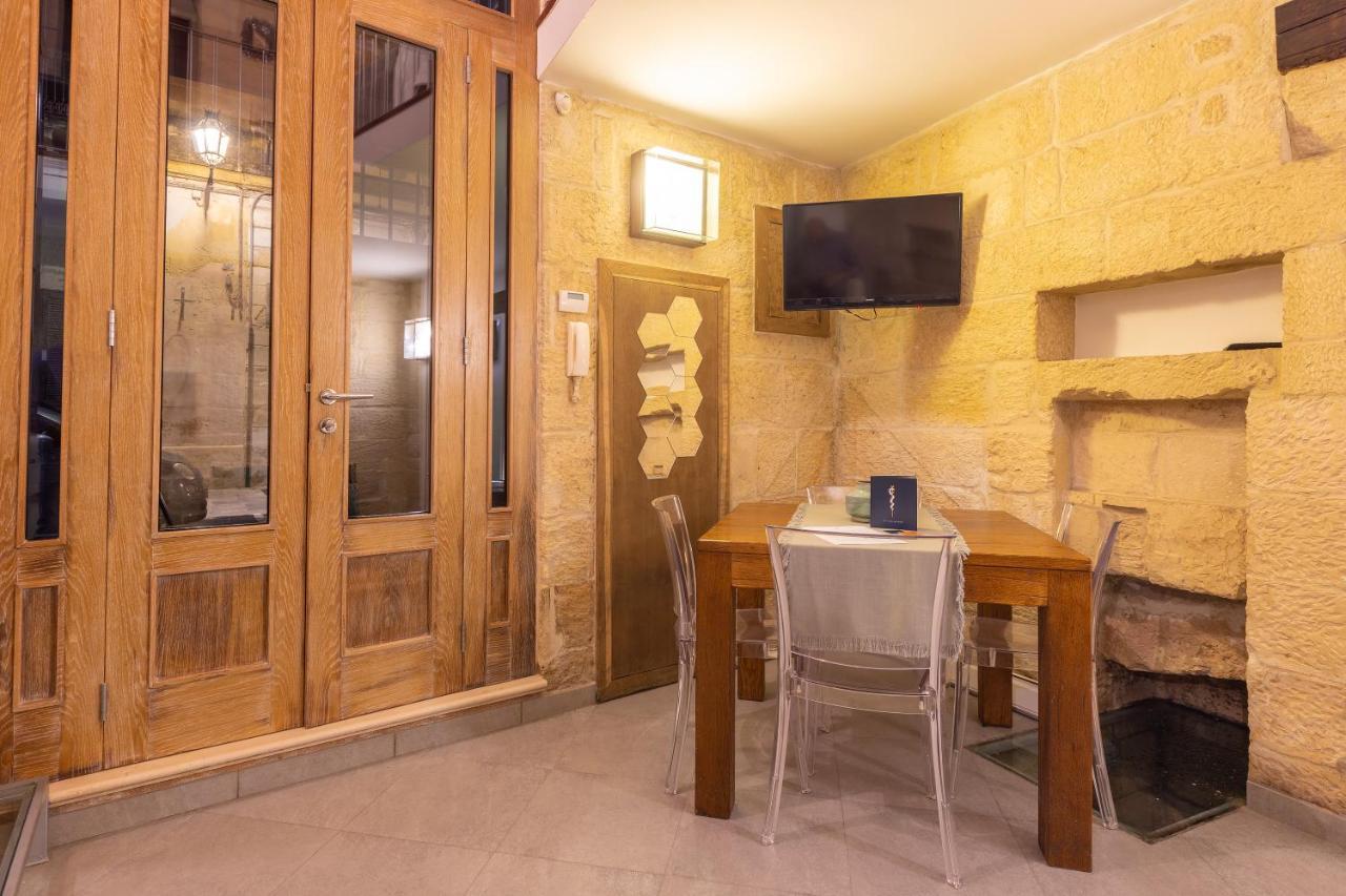 Espezia Bed & Breakfast Lecce Ngoại thất bức ảnh